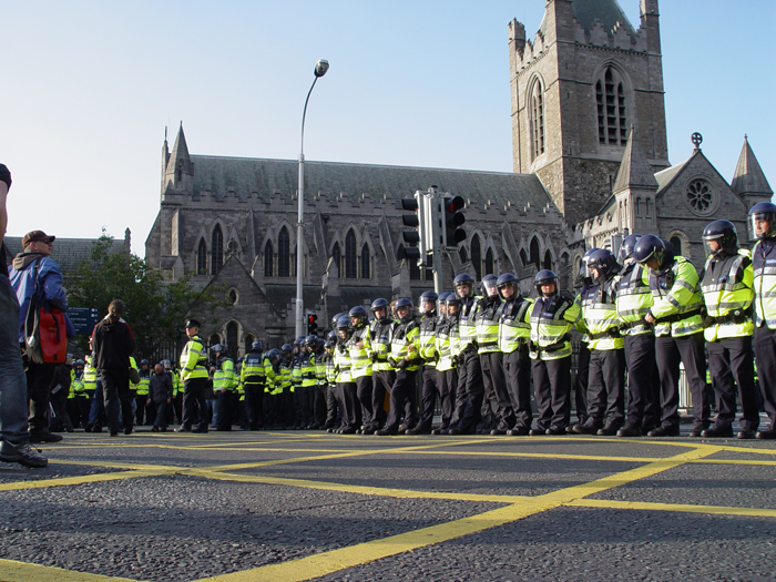 Antikarinis_protestas_Dubline_4